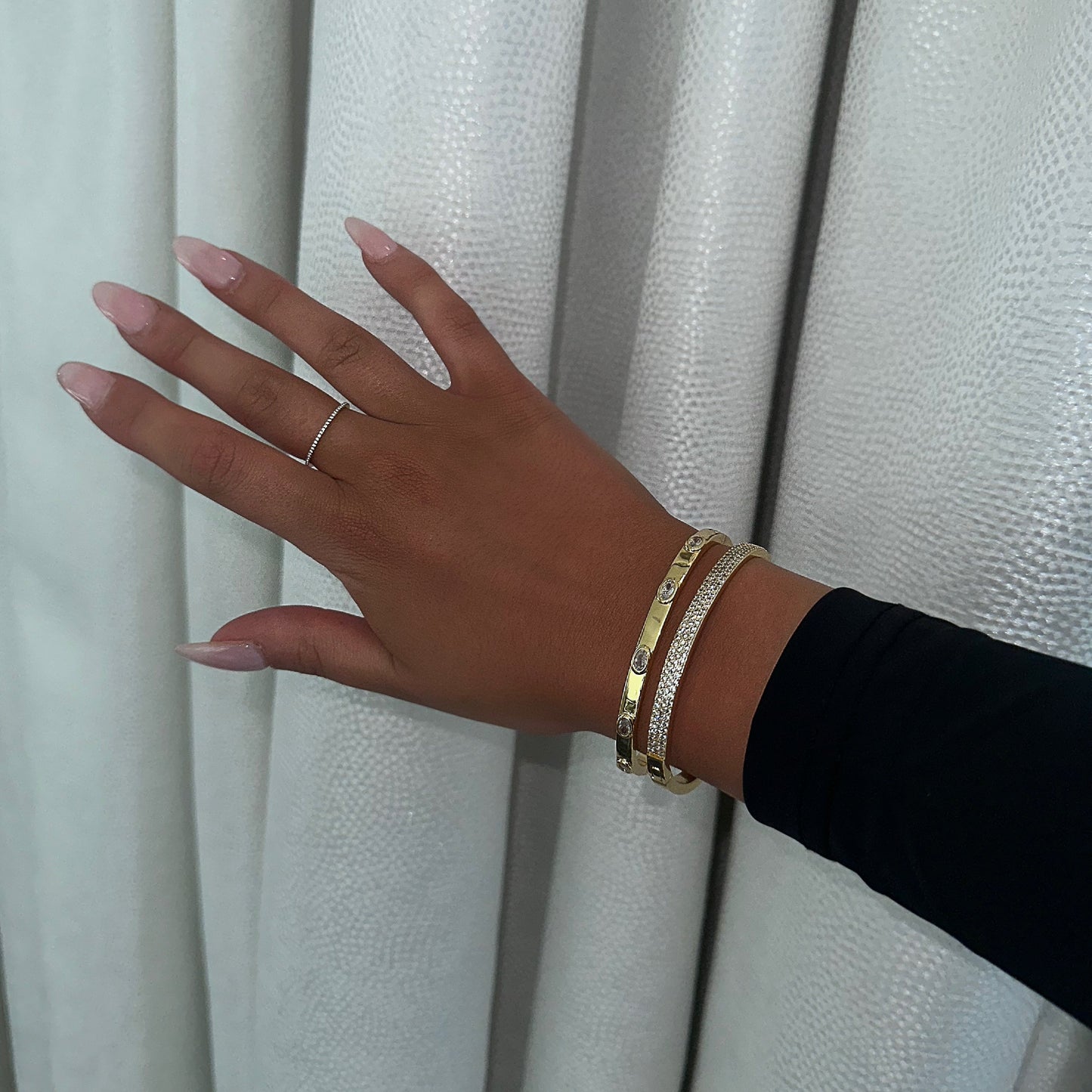 DOLCE BANGLE - GOLD